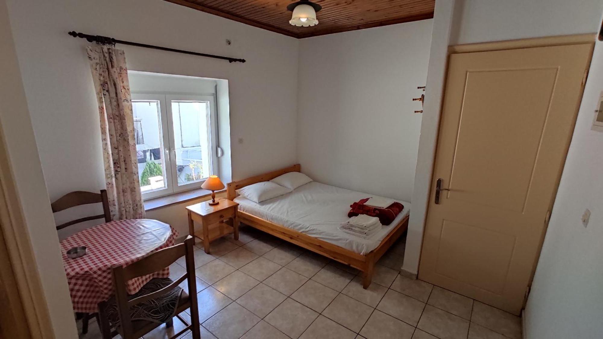 Angelos Rooms Митилини Экстерьер фото